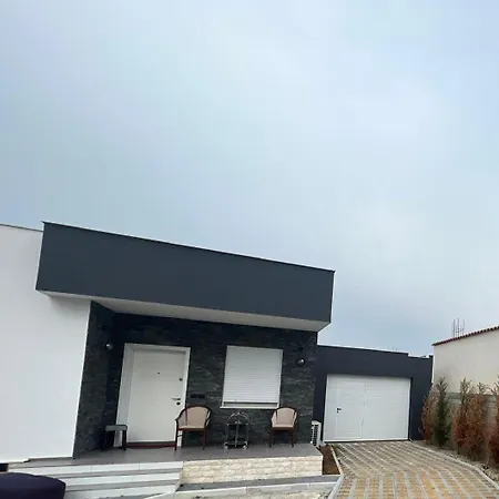 Geghi Art * Durrës